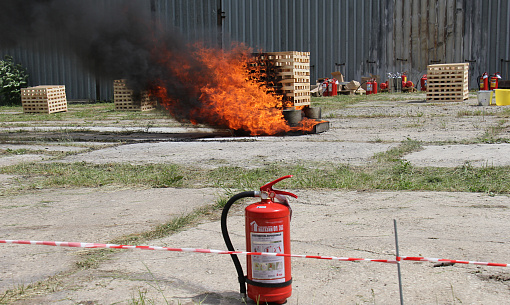 Что нужно знать о порошковых огнетушителях: ответы на 9 самых популярных вопросов