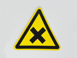 Знак W18 Осторожно. Аллергические (раздражающие) вещества, 200х200х200 мм