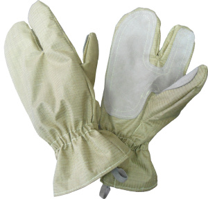 Перчатки пожарного трехпалые с крагой