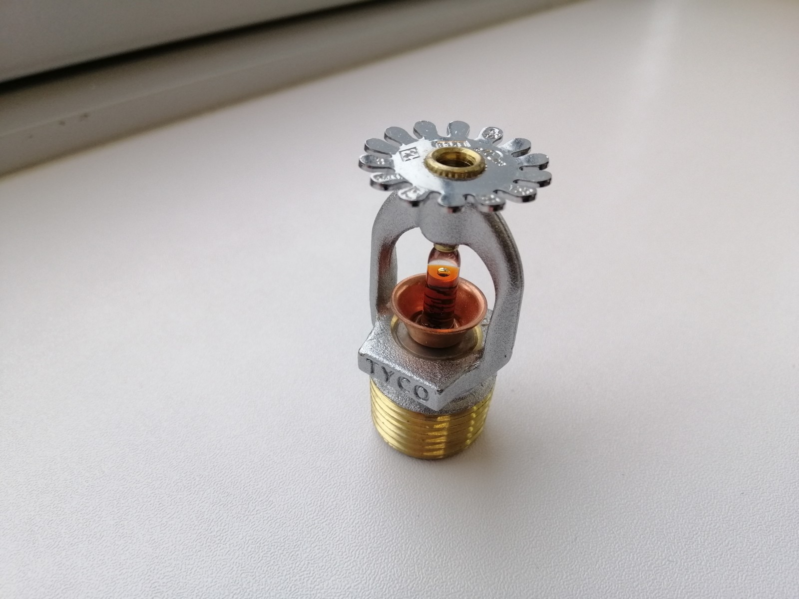 TYCO TY325 К=80 1/2" 182⁰С хром спринклер розеткой вниз