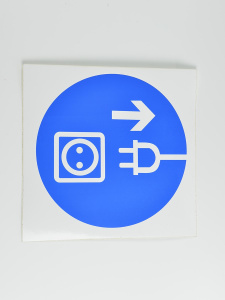 Знак M13 Отключить штепсельную вилку, 200х200