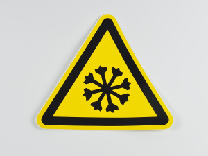 Знак W17 Осторожно. Холод, 200х200х200 мм