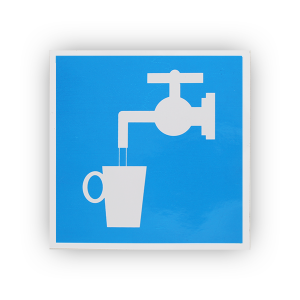 Знак D02 Питьевая вода на самоклеящейся не светящейся плёнке, 200х200 НПО ПУЛЬС