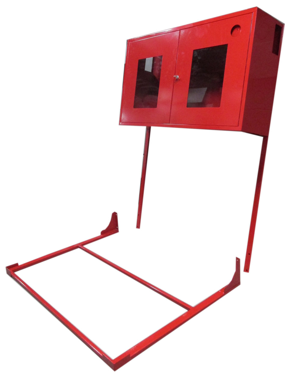 Стенд пожарный «Универсальный» с ящиком для песка 0,3 куб.м  дверь с окном (без комплекта)