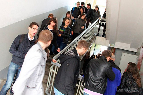 Учебная эвакуация в школе