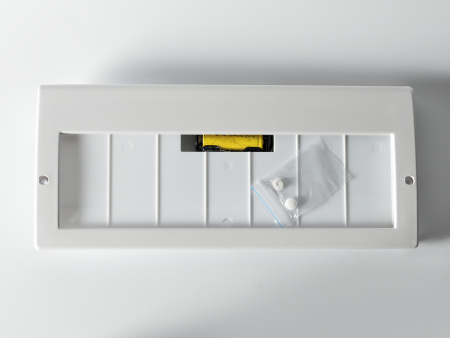 Молния светоуказатель без сменного табло с сиреной 75 Дб (12В)