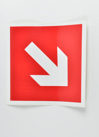 Знак F01-02 Направляющая стрелка под углом 45°, 200х200 Знак F01-02 Направляющая стрелка под углом 45°, 200х200