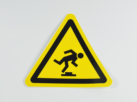 Знак W14 Осторожно. Малозаметное препятствие, 200х200х200 мм