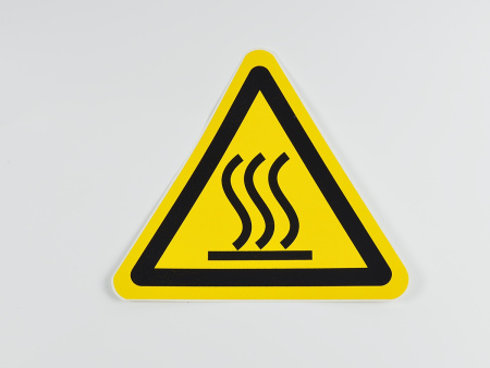 Знак W26 Осторожно. Горячая поверхность, 200х200х200